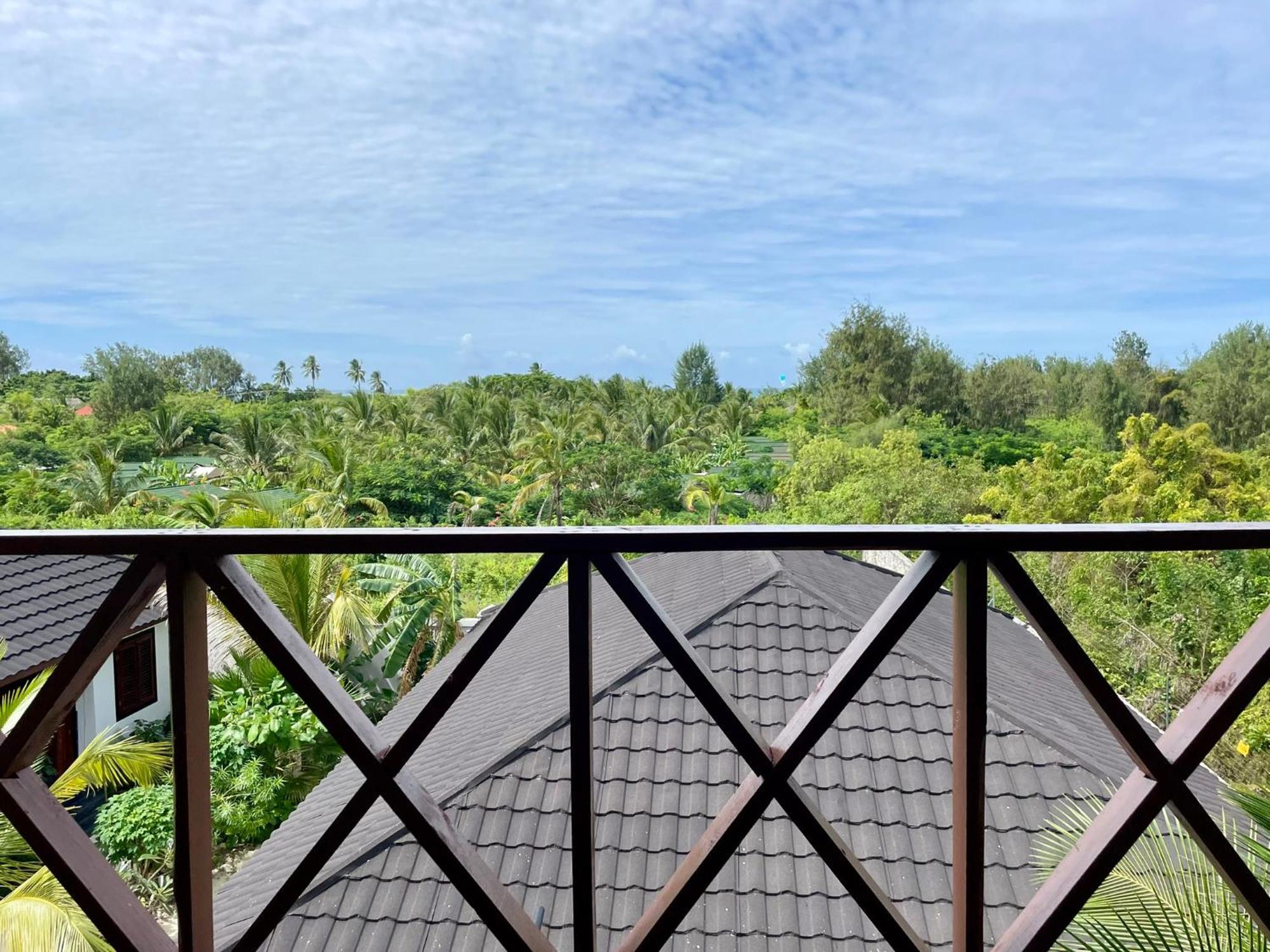 Baobab Bungalows Джамбиани Экстерьер фото